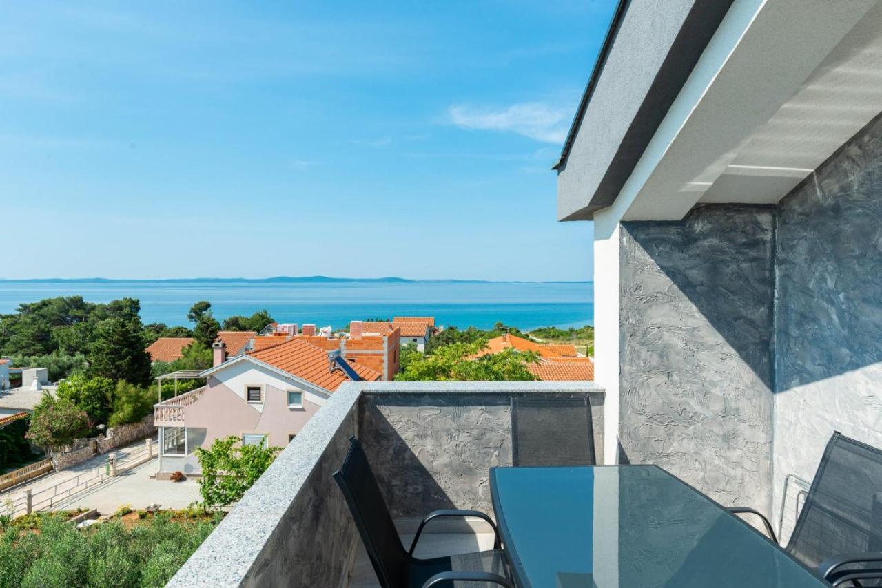 Crowonder Luxury Vir- 6 New Apartments For Families With Playground For Kids Exteriér fotografie