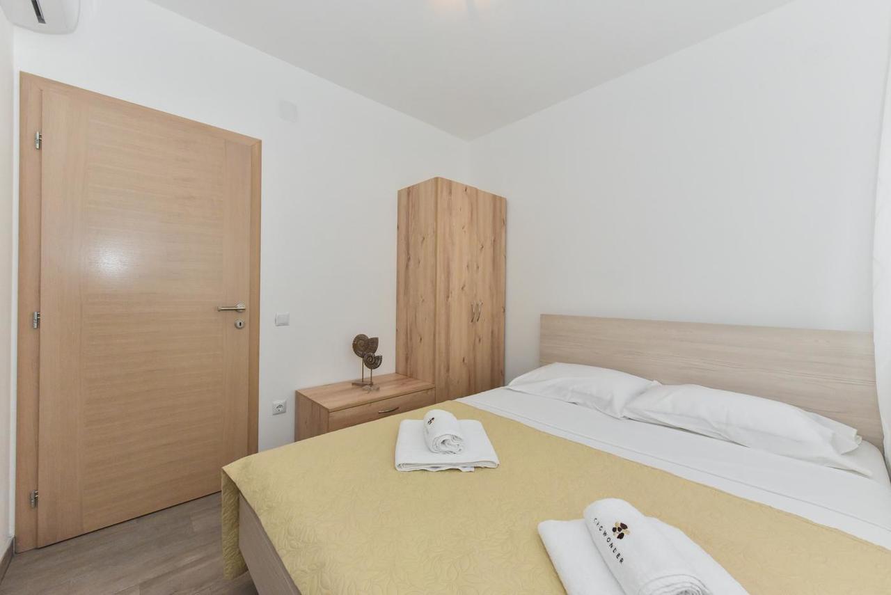 Crowonder Luxury Vir- 6 New Apartments For Families With Playground For Kids Exteriér fotografie