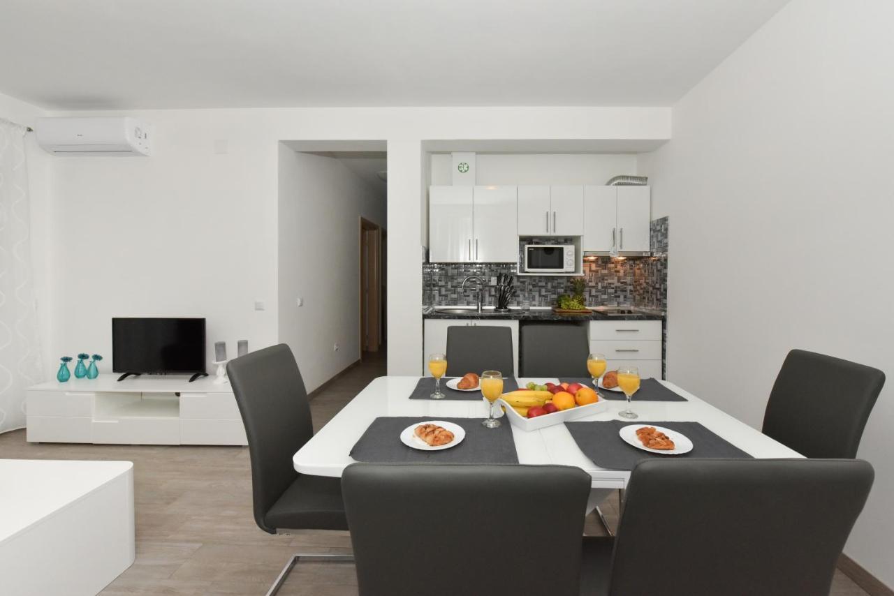 Crowonder Luxury Vir- 6 New Apartments For Families With Playground For Kids Exteriér fotografie