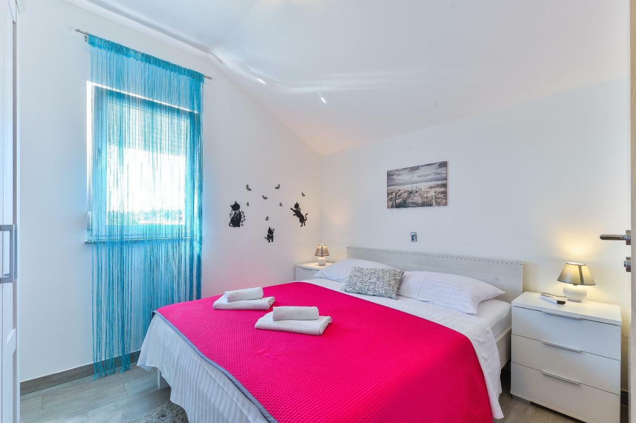 Crowonder Luxury Vir- 6 New Apartments For Families With Playground For Kids Exteriér fotografie