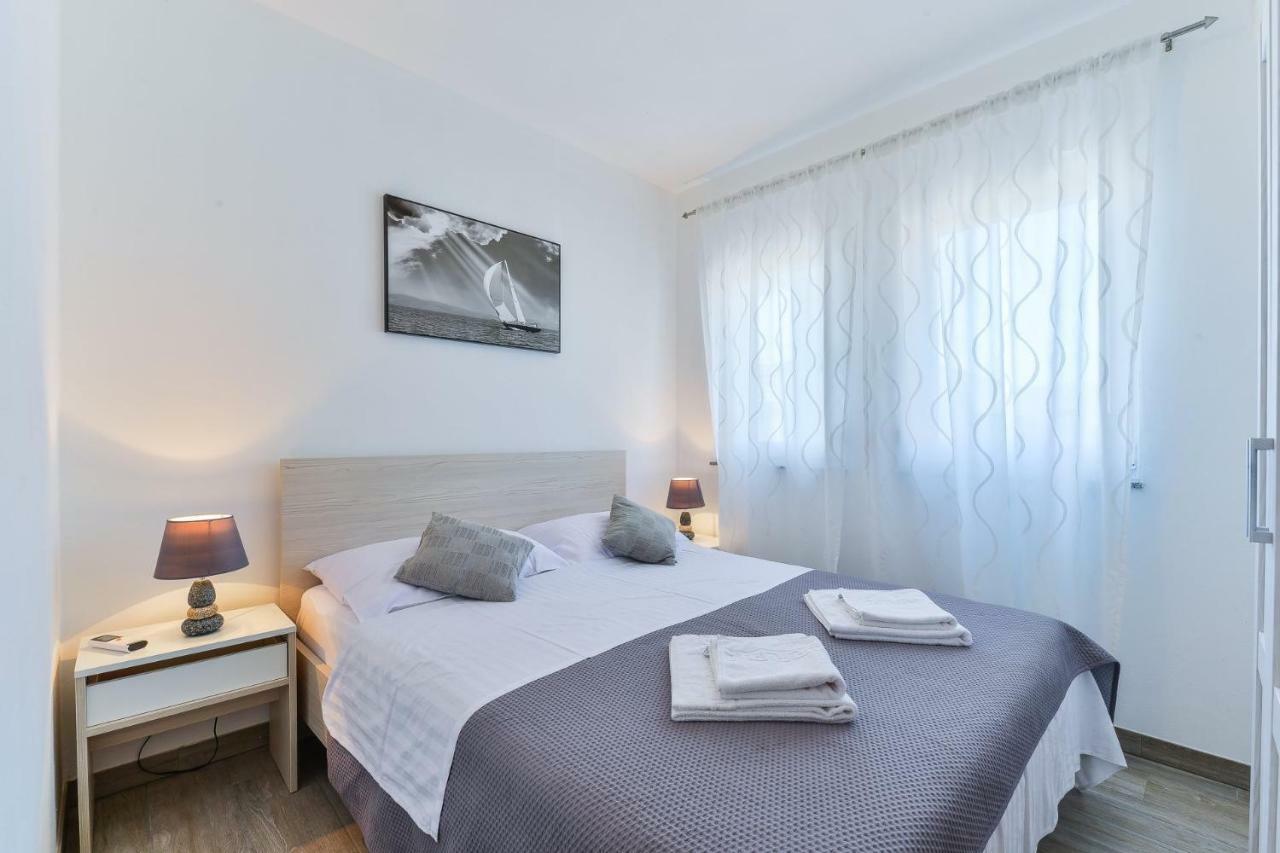 Crowonder Luxury Vir- 6 New Apartments For Families With Playground For Kids Exteriér fotografie